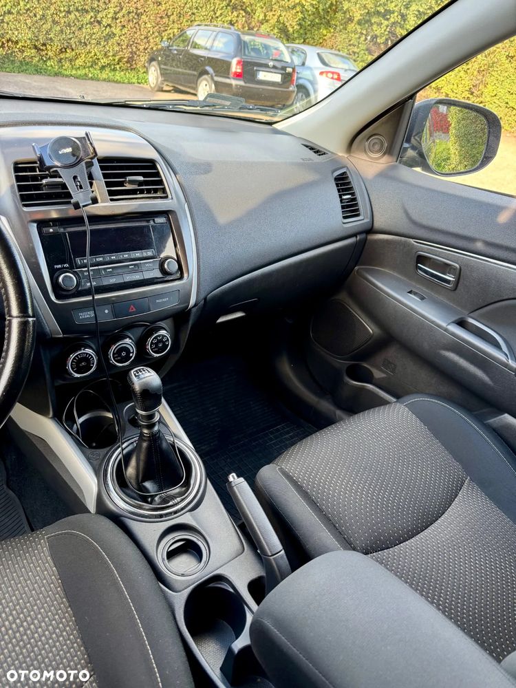 Mitsubishi ASX - 11
