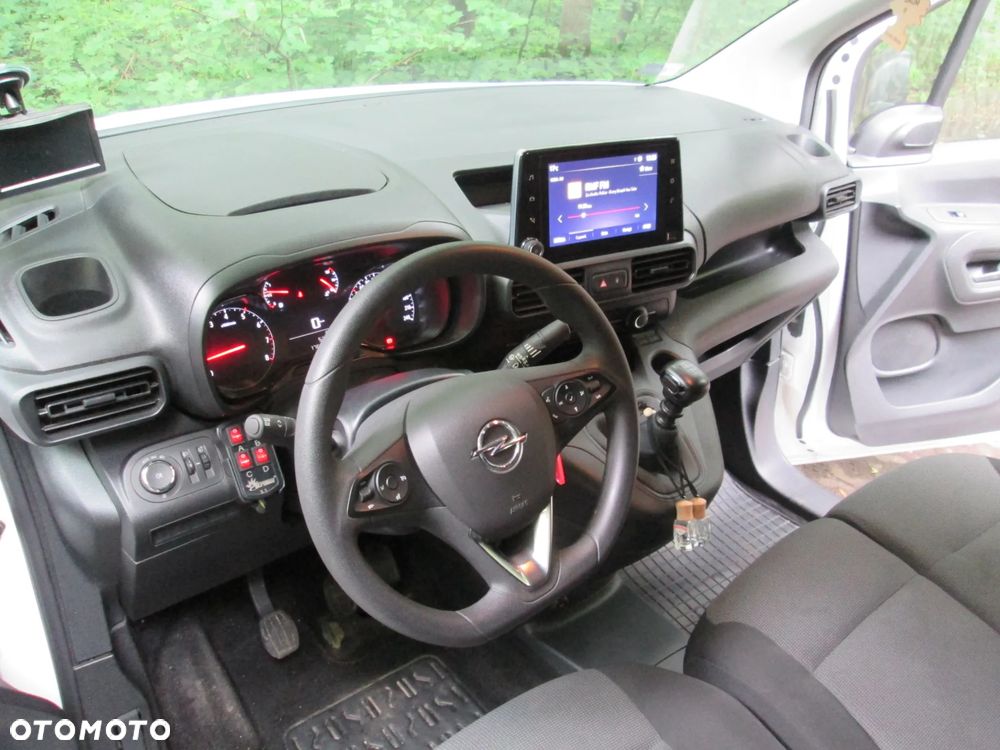 Opel Combo - 12