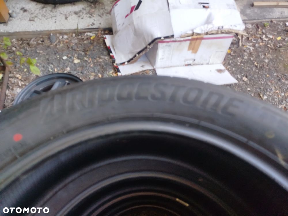 235/50R20 100W Bridgestone Allenza Homologacja Mazda 4x99% bieznika. Demontaż z nowego CX60 - 11