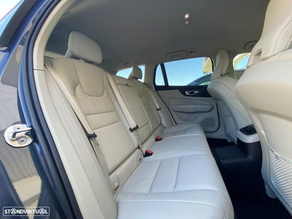 Volvo V60 2.0 T6 AWD TE Plus Bright - 16