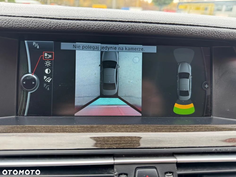 BMW Seria 7 740d xDrive - 13