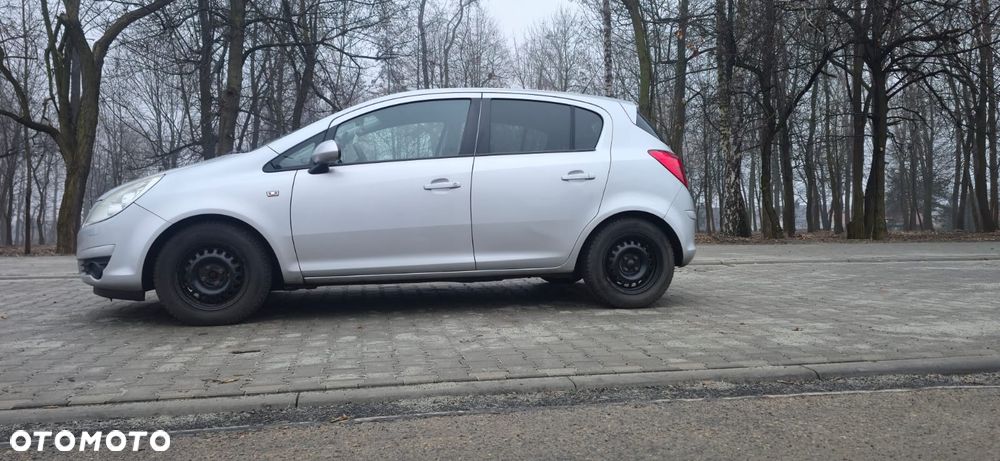 Opel Corsa - 4