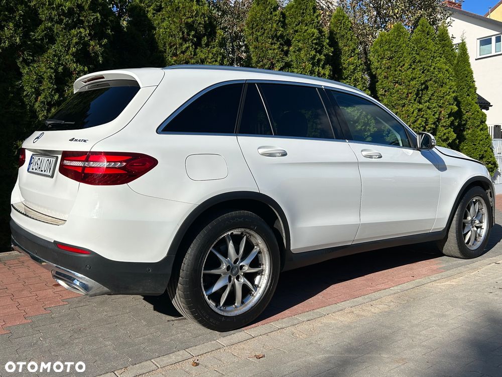 Mercedes-Benz GLC 220 d 4-Matic - 4