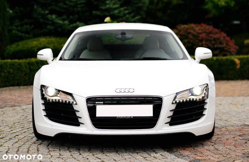 Audi R8 Coupé 4.2 Quattro R tronic - 3