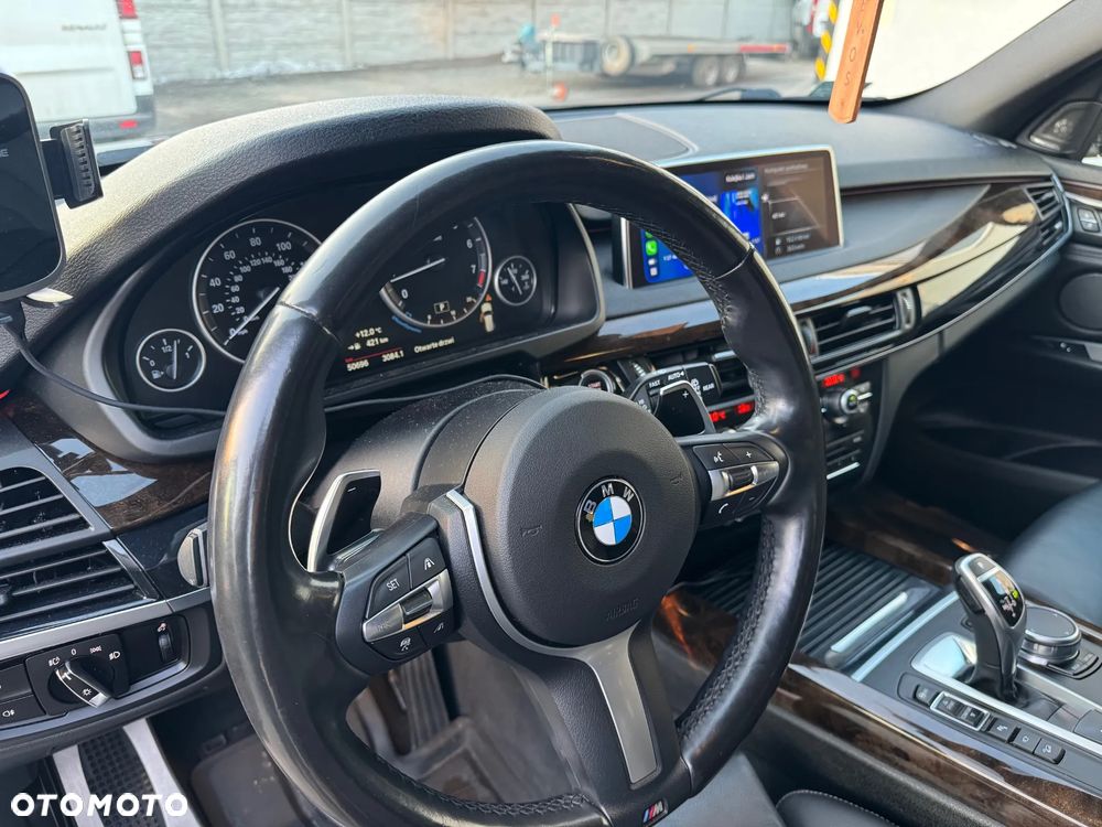 BMW X5 xDrive50i Sport-Aut - 6