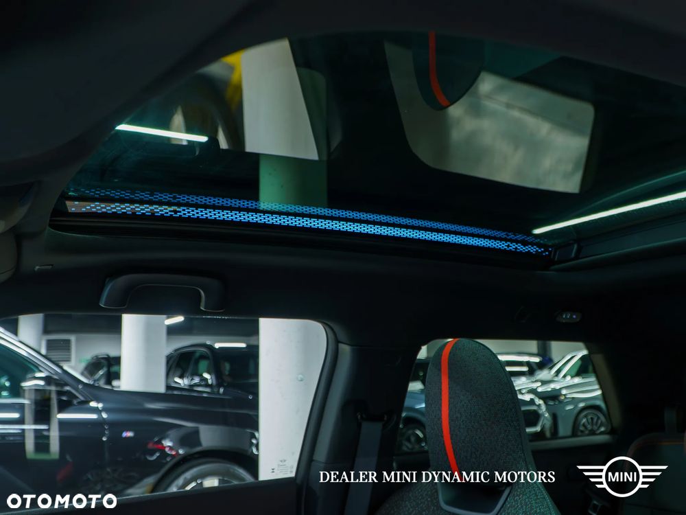 MINI Cooper SE John Works Trim - 20