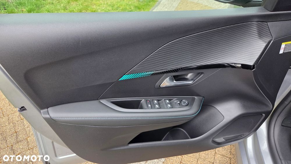 Peugeot 208 1.2 PureTech Allure S&S - 11