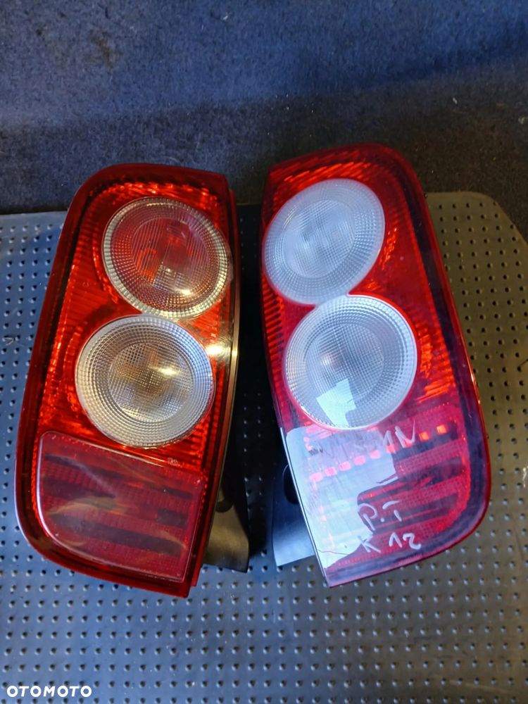 Nissan Micra K12 lampa tylna lewa, prawa - 1