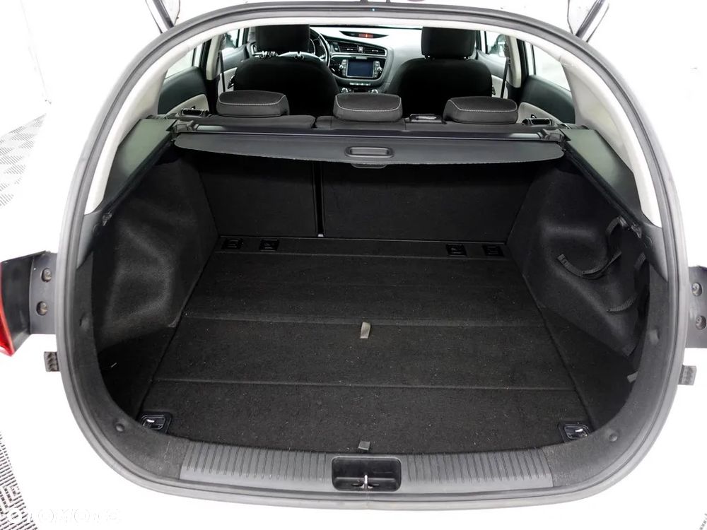 Kia Ceed Cee'd 1.6 CRDi L Business Line - 38