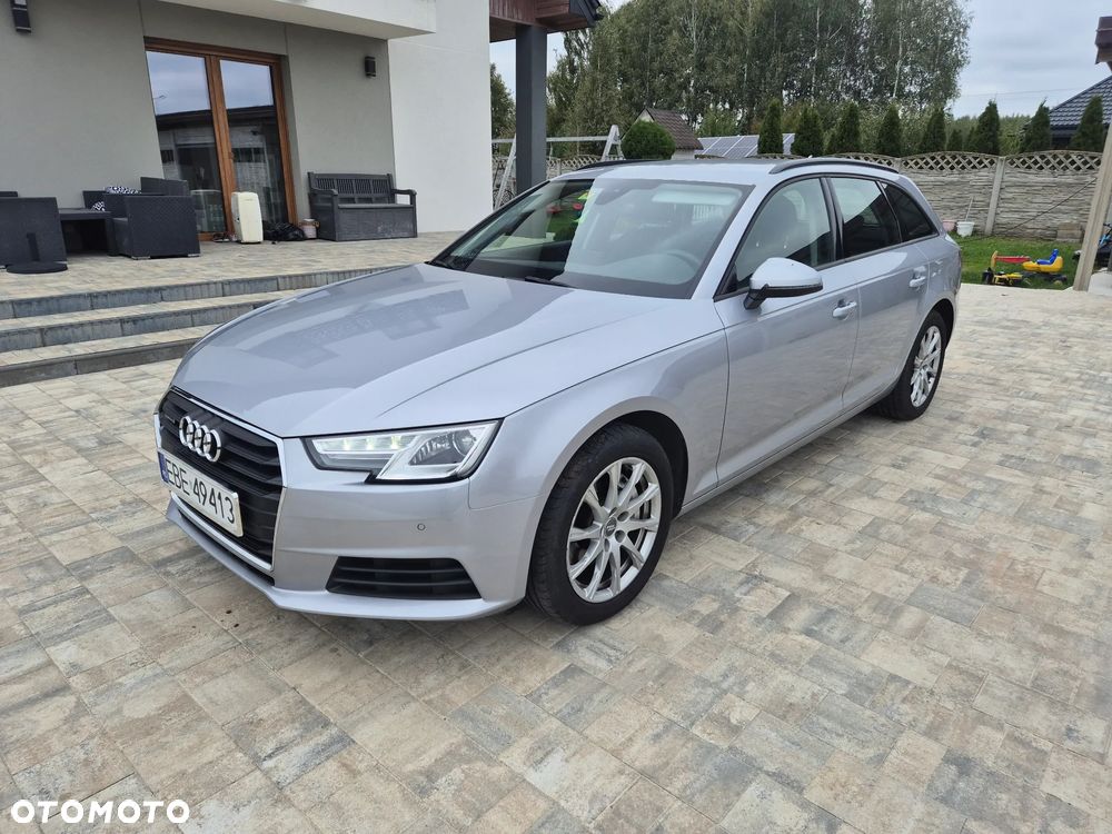 Audi A4 - 1