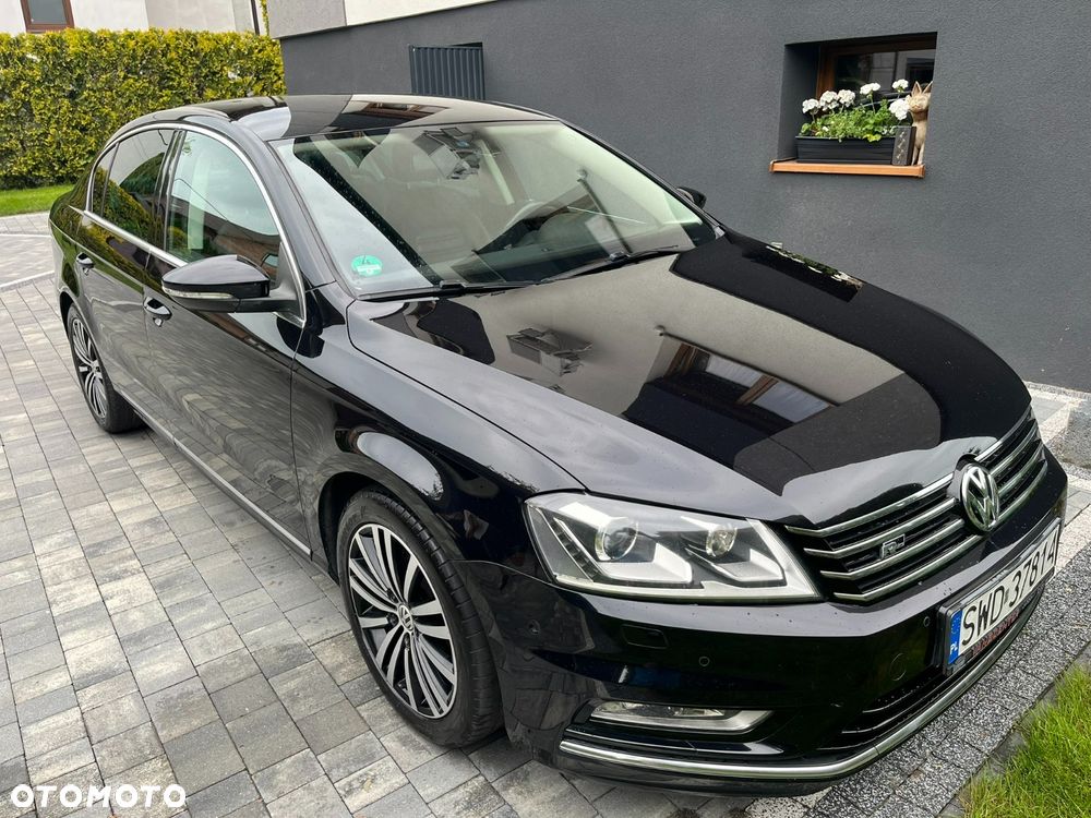 Volkswagen Passat 2.0 TDI Highline R-Style DSG - 1