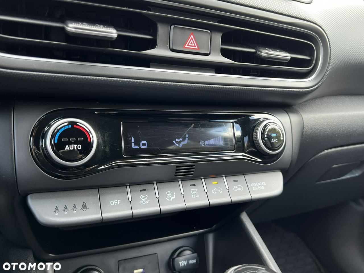 Hyundai Kona - 25
