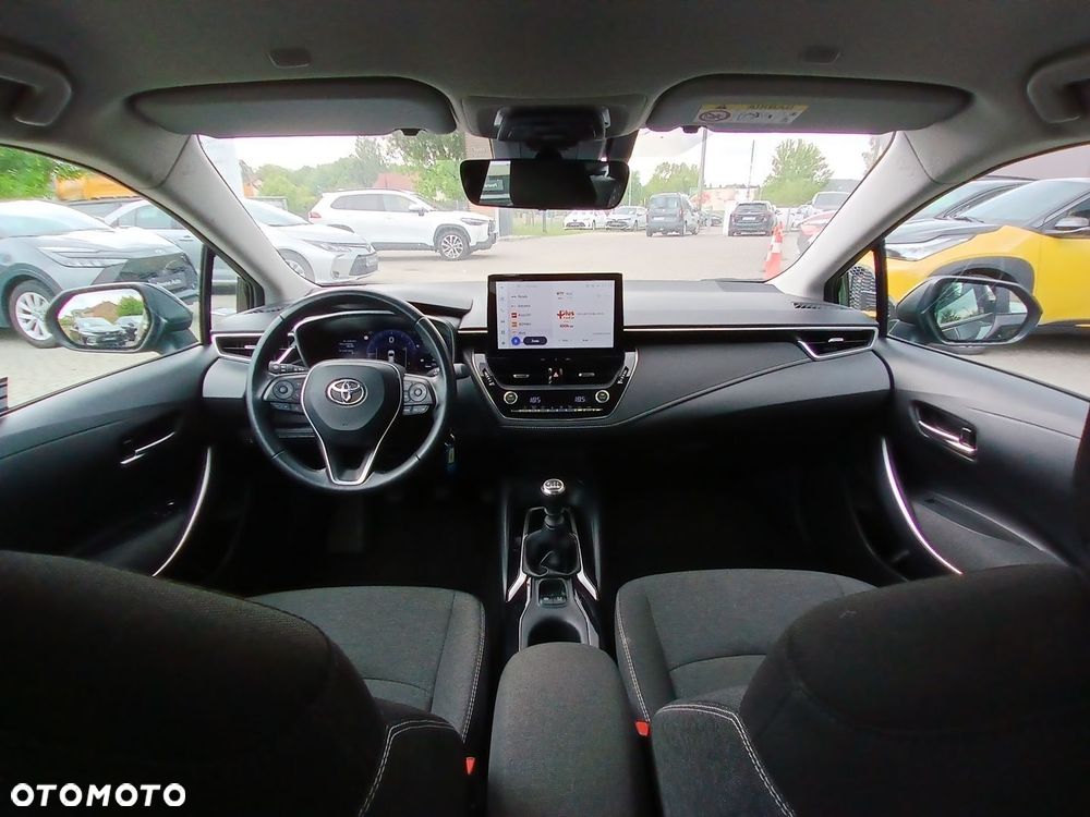 Toyota Corolla - 13