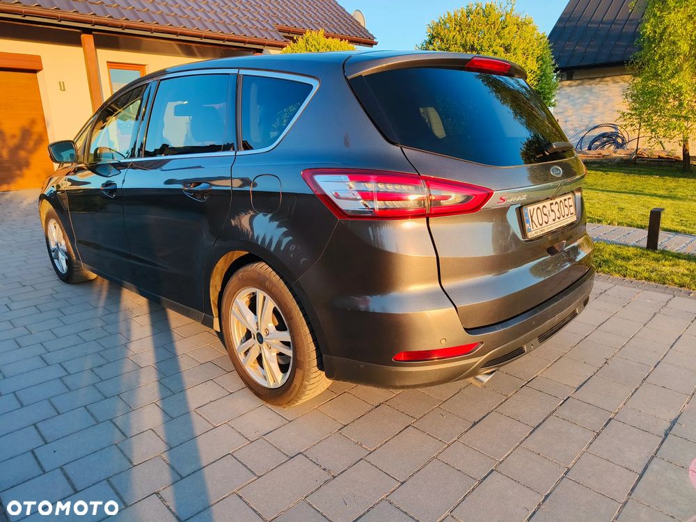 Ford S-Max 2.0 TDCi Titanium PowerShift - 9