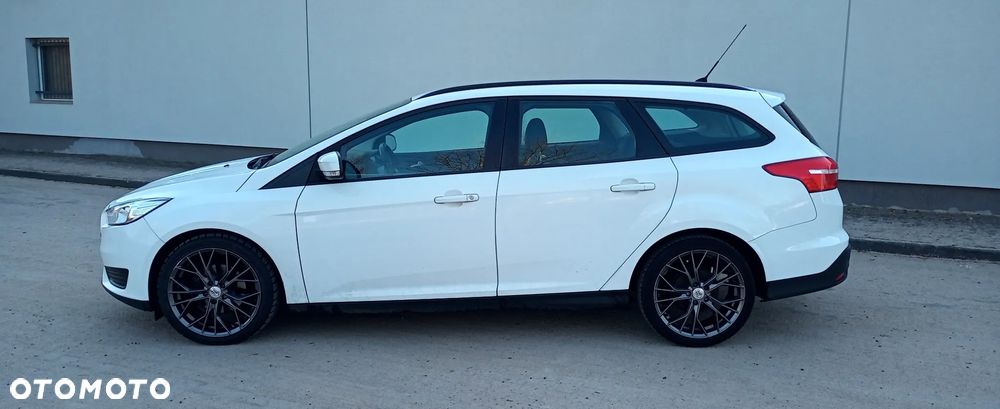 Ford Focus 1.5 TDCi Titanium - 4