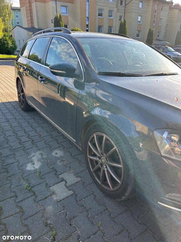 Volkswagen Passat 2.0 TDI DSG BlueMotion Technology Highline - 4