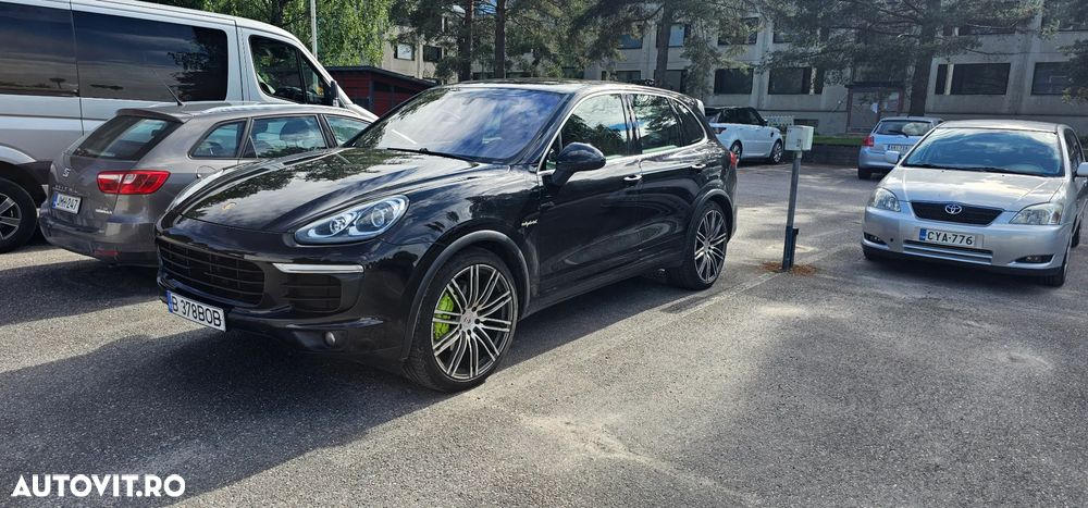 Porsche Cayenne S E-Hybrid Platinum Edition - 27