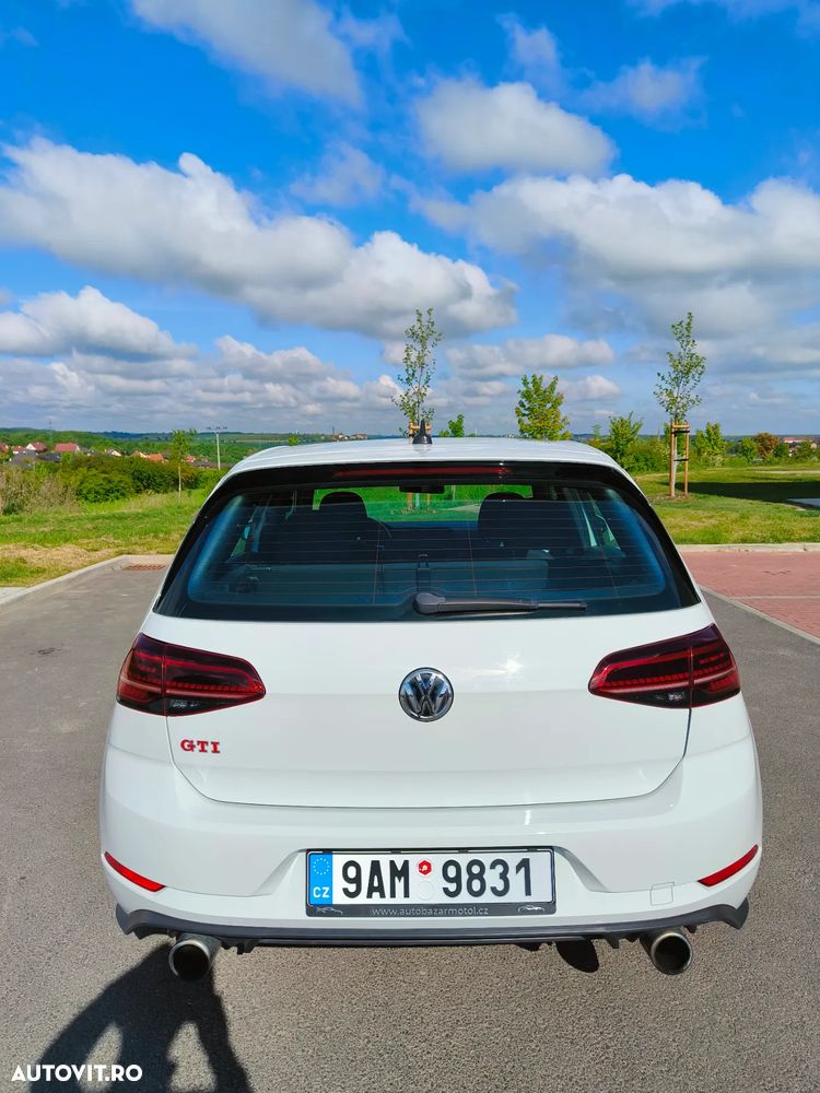 Volkswagen Golf 2.0 TSI GTI - 5