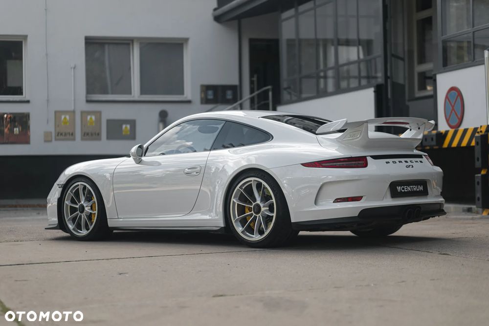 Porsche 911 GT3 - 24