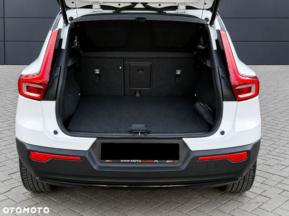 Volvo XC 40 B4 B Geartronic RDesign - 38