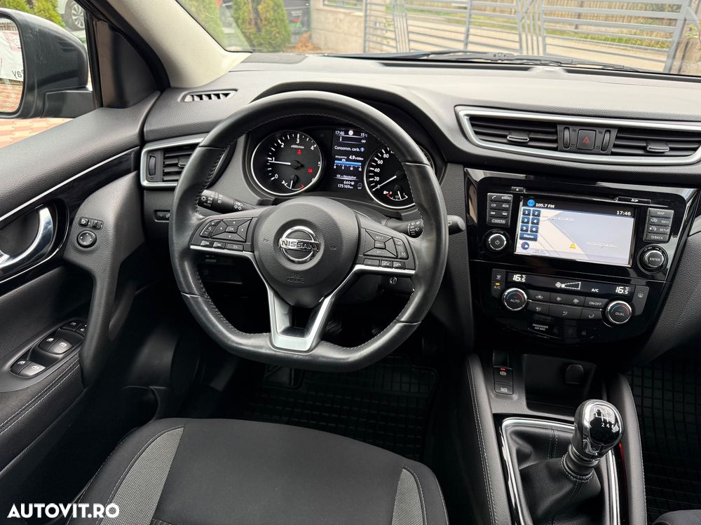 Nissan Qashqai 1.5D 114CP 2WD N-Connecta - 36