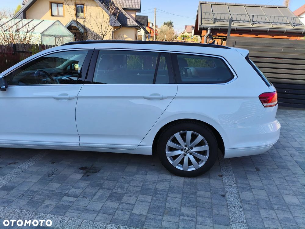 Volkswagen Passat 2.0 TDI SCR Comfortline DSG - 3