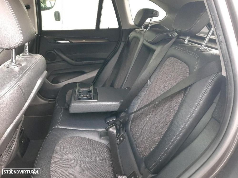 BMW X1 16 d sDrive xLine Auto - 7