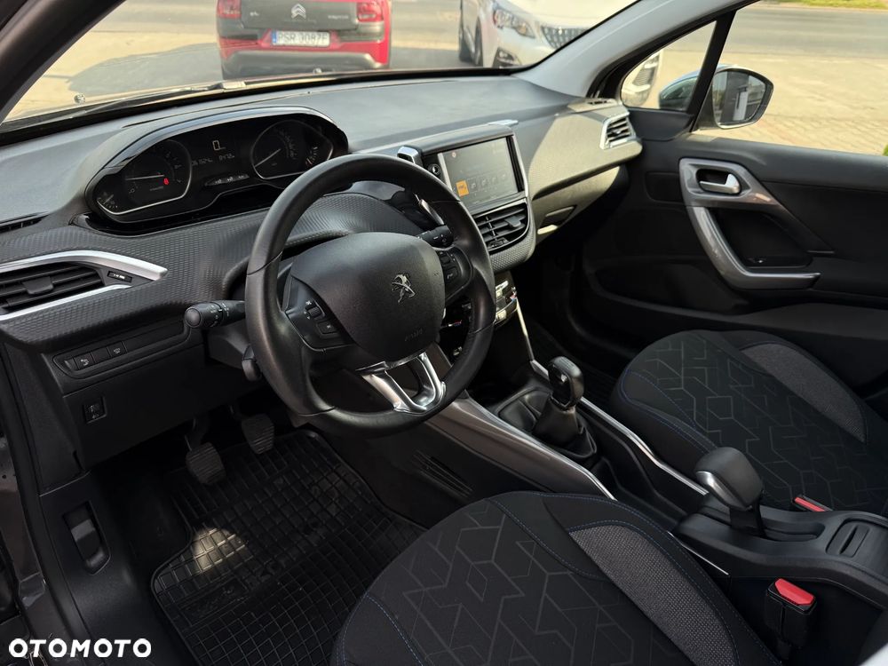Peugeot 2008 PureTech 82 Style - 10