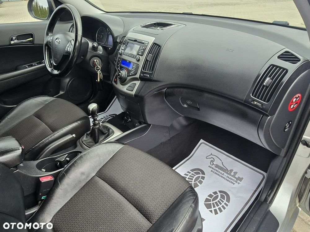 Hyundai i30 - 25