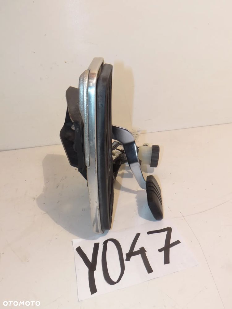 YAMAHA XVS 950 MIDNIGHT STAR PODEST PODUÓŻEK STOPKA SET POMPA HAMULCA PRAWY KOMPLETNY Y047 - 16