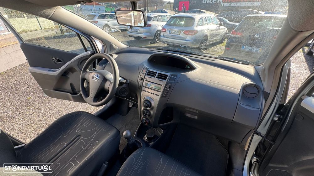 Toyota Yaris 1.0 VVT-i Comfort+AC - 21