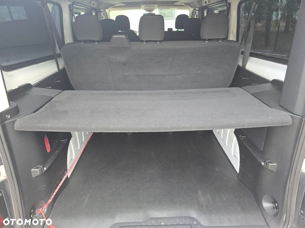 Opel Vivaro L2H1 2,9t Elegance Premium - 12