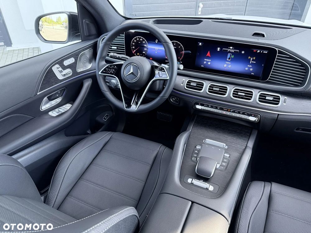 Mercedes-Benz GLE - 12