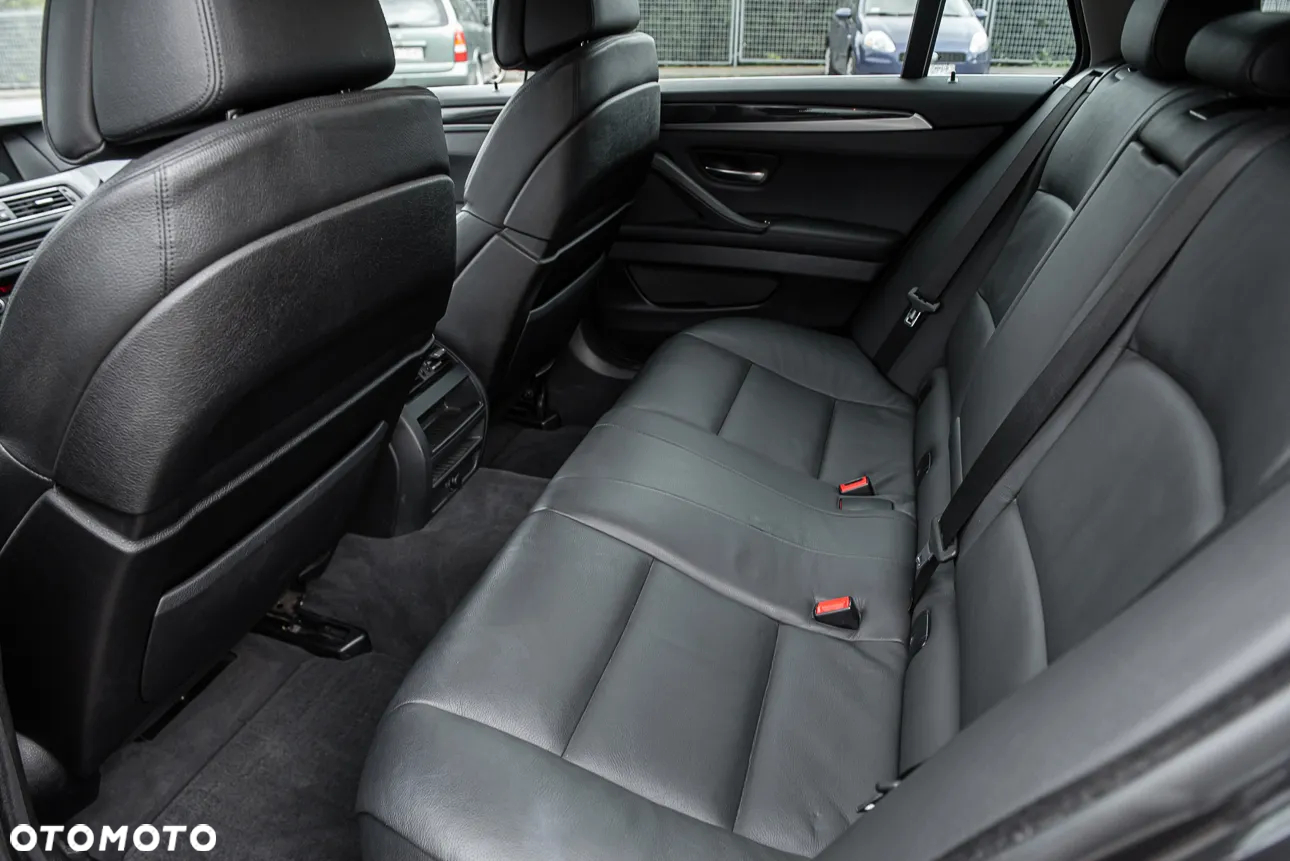 BMW Seria 5 535d Luxury Line - 26