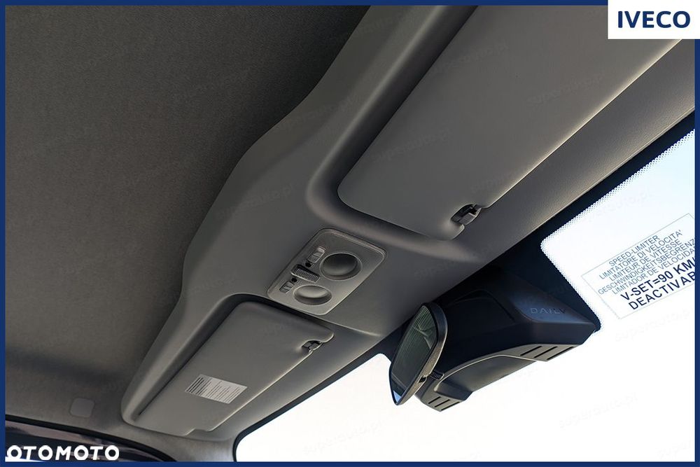 Iveco Daily 35S18 Kontener 8EP + Winda 3.0 180KM - 19
