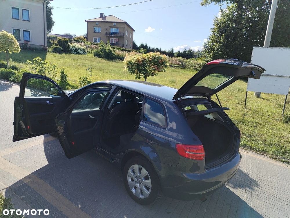 Audi A3 Sportback 1.6 Ambiente - 40