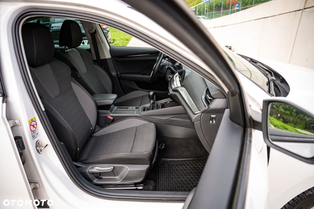 Skoda Octavia 2.0 TDI Style - 9