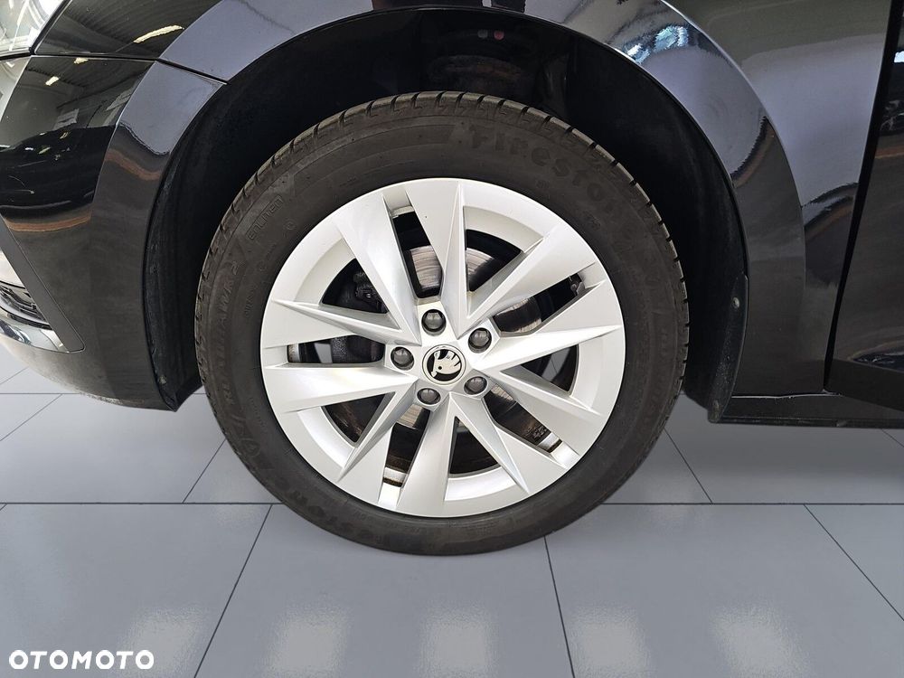 Skoda Octavia 2.0 TDI Ambition DSG - 34