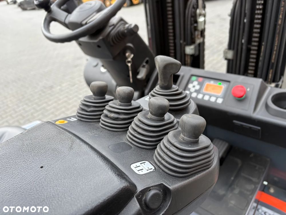 Toyota 8FBMKT20 - 24