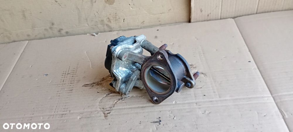 Przepustnica tłumika wydechu Hyundai ix35 28462-2F740 - 3