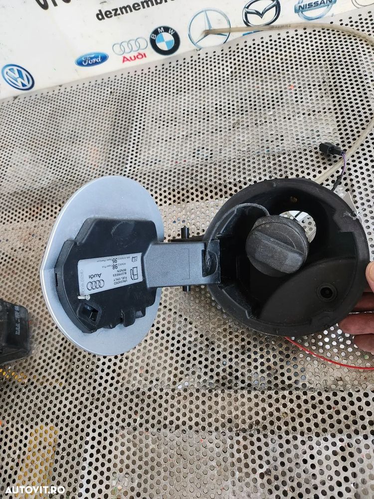 Usa Usita Rezervor Audi A1 8X Benzina - 5
