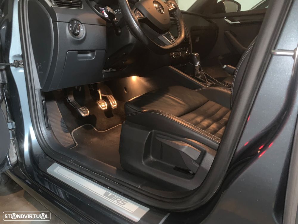 Skoda Octavia Break 2.0 TDI RS - 14