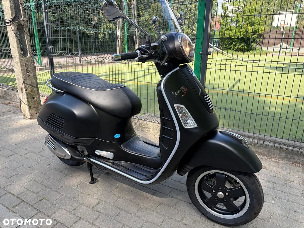 Vespa GTS - 20