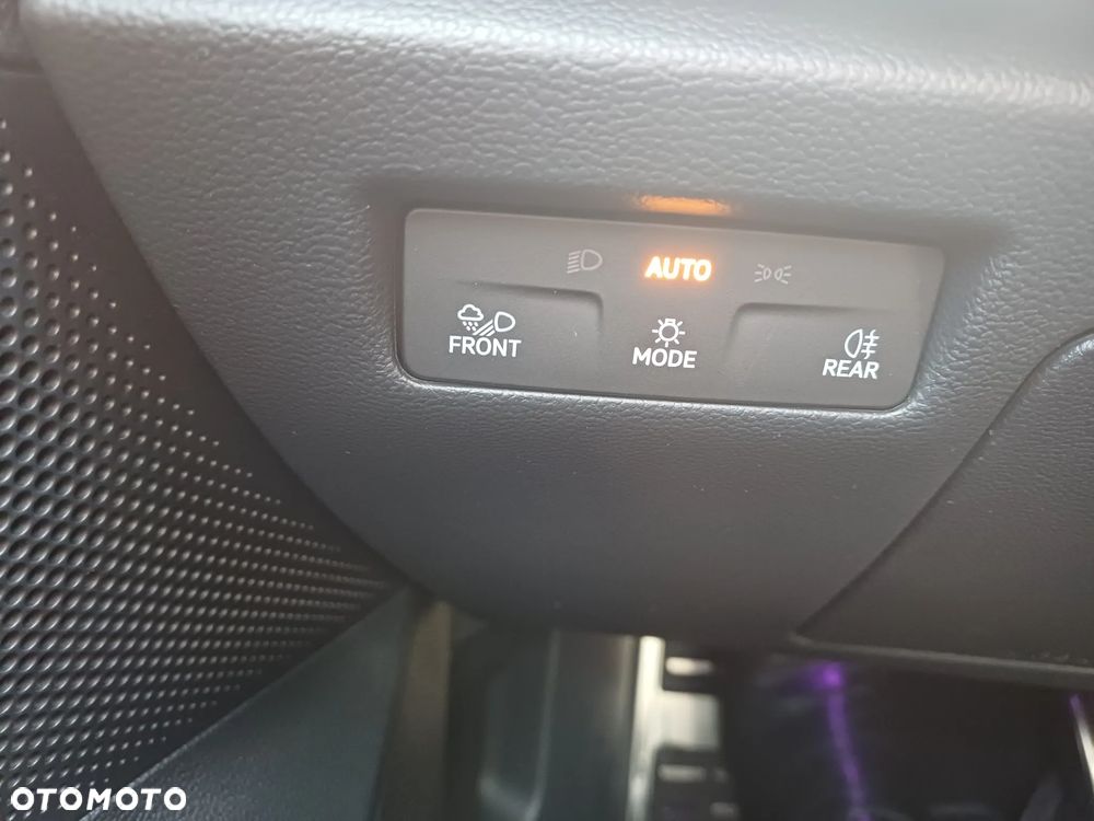 Skoda Superb 2.0 TSI Sportline DSG - 17