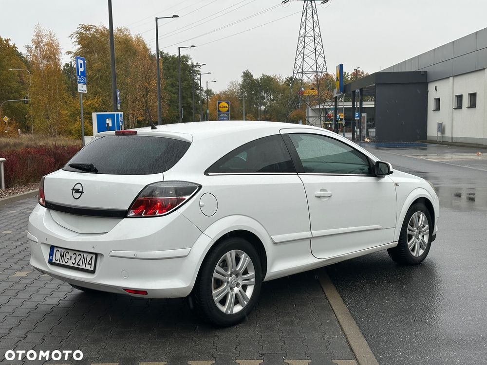 Opel Astra 2009 photo 5