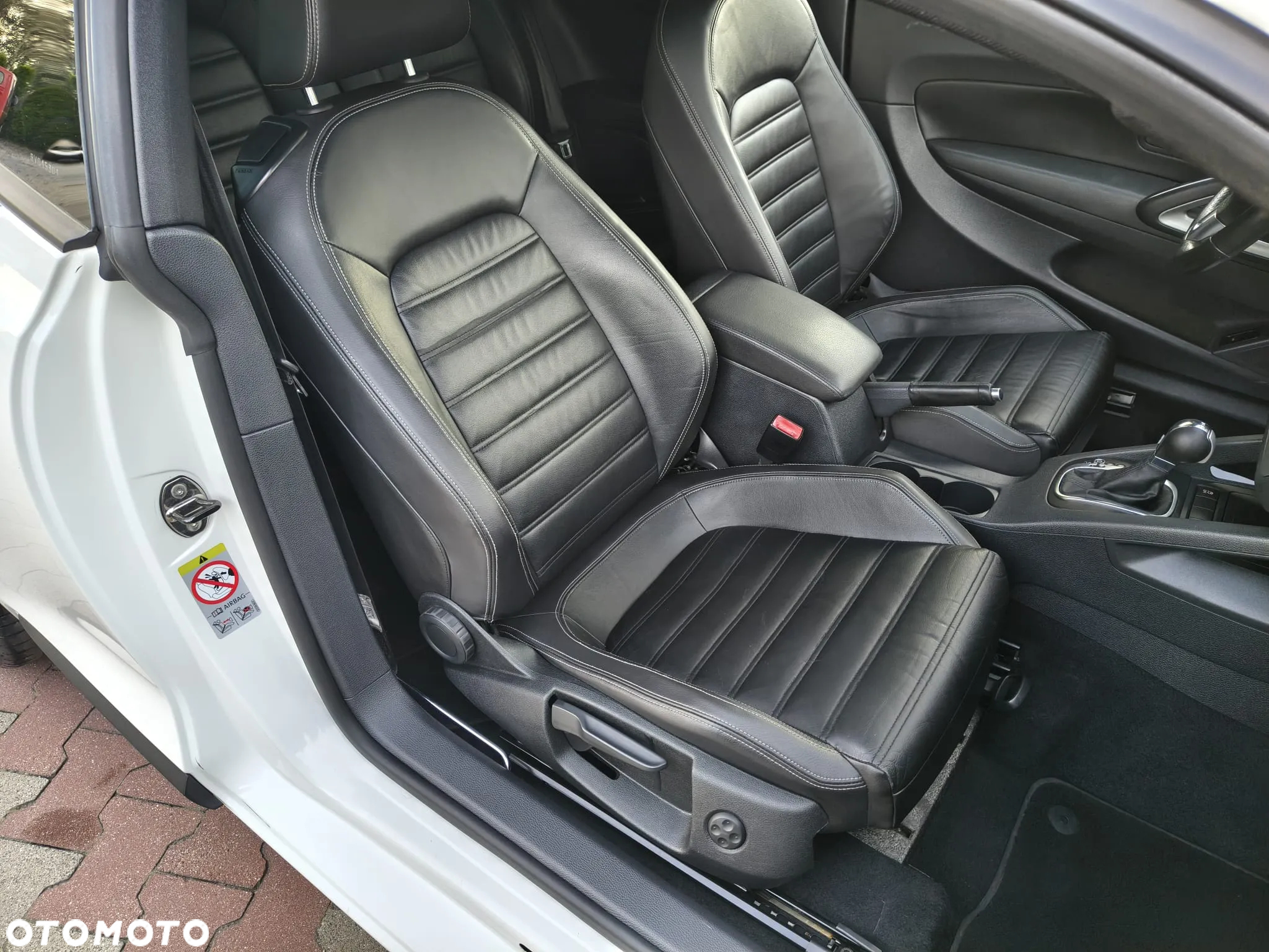 Volkswagen Scirocco 2.0 TDI DSG - 30