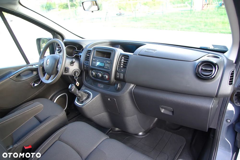 Renault Trafic Grand SpaceClass 2.0 dCi - 28