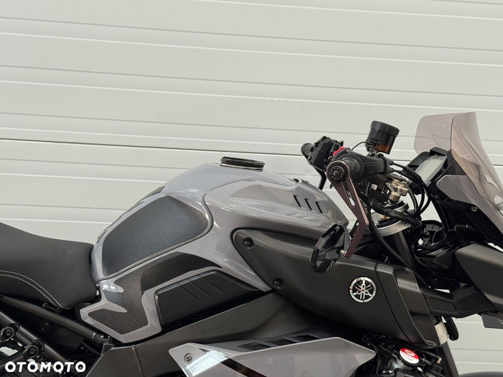 Yamaha MT - 12