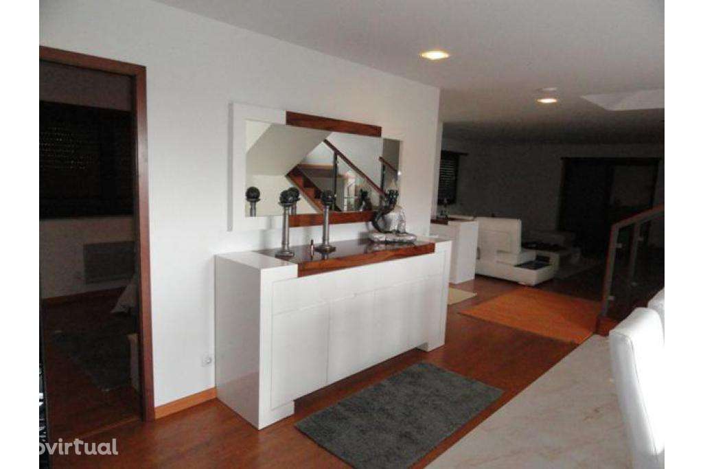 Moradia T4 com Piscina em Vila Nova de Anha - Grande imagem: 5/11