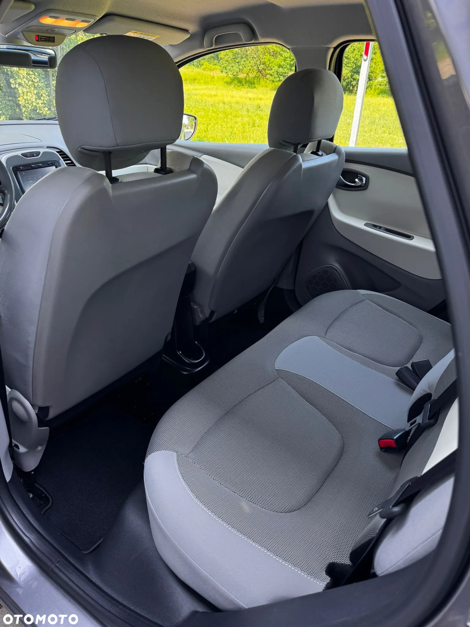 Renault Captur ENERGY TCe 120 EDC Experience - 11